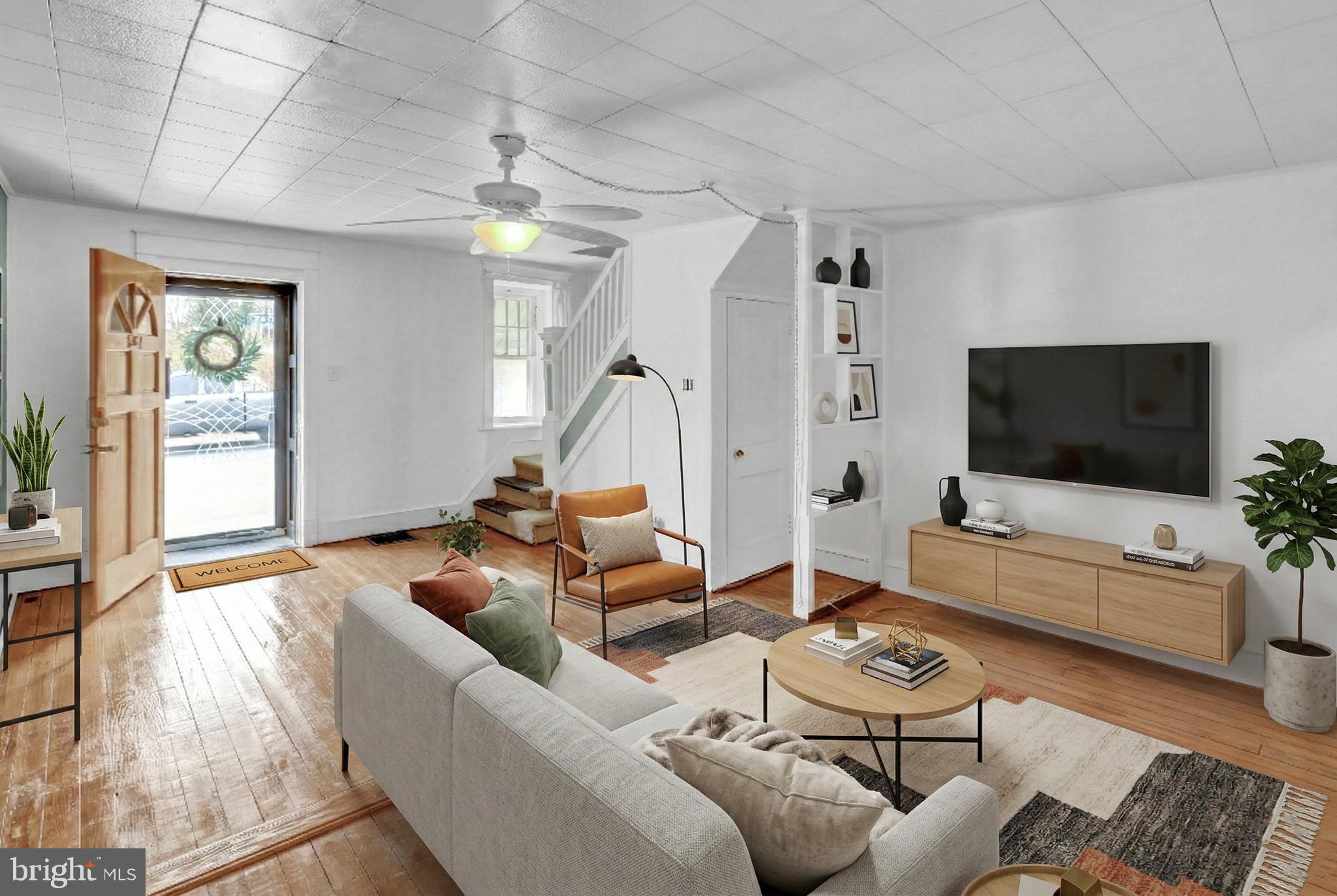 647 S FRANKLIN STREET