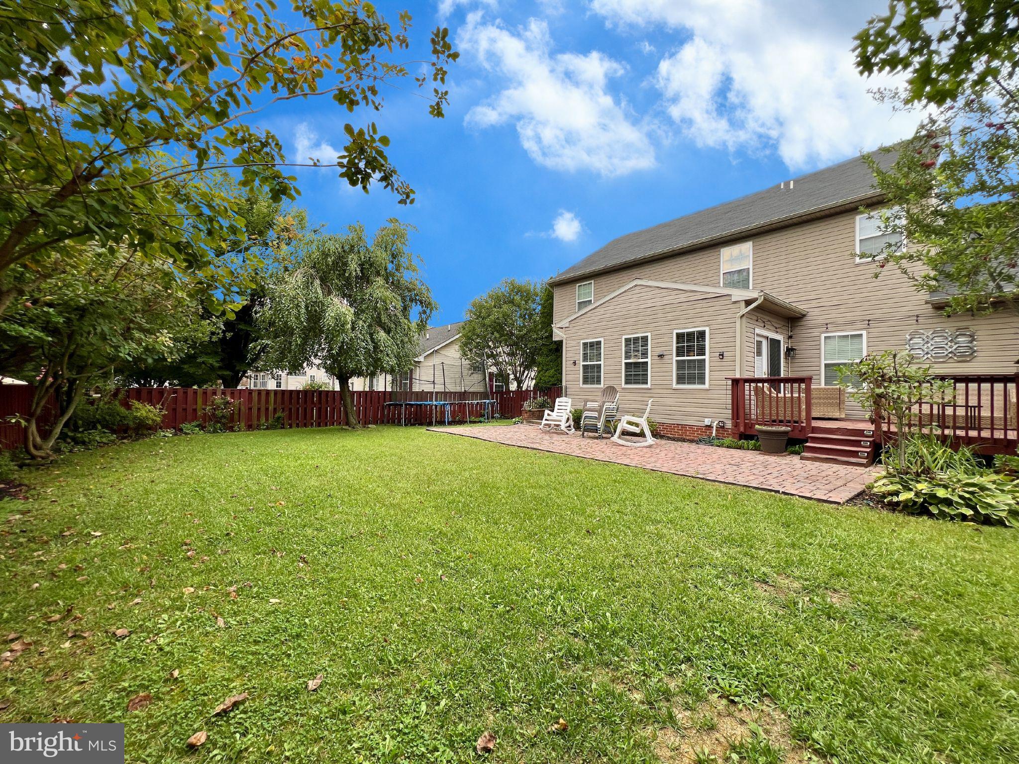 LAUREL RIDGE - Residential