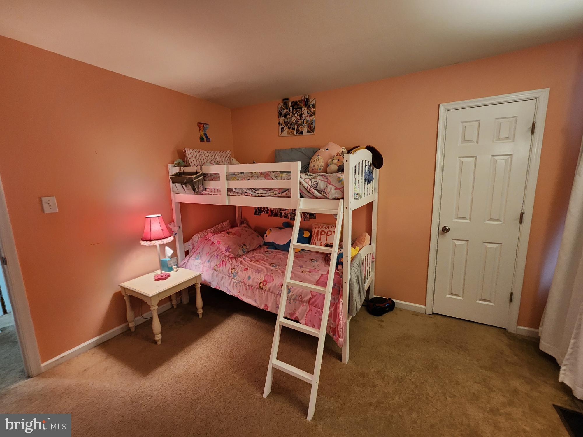 LAUREL RIDGE - Residential