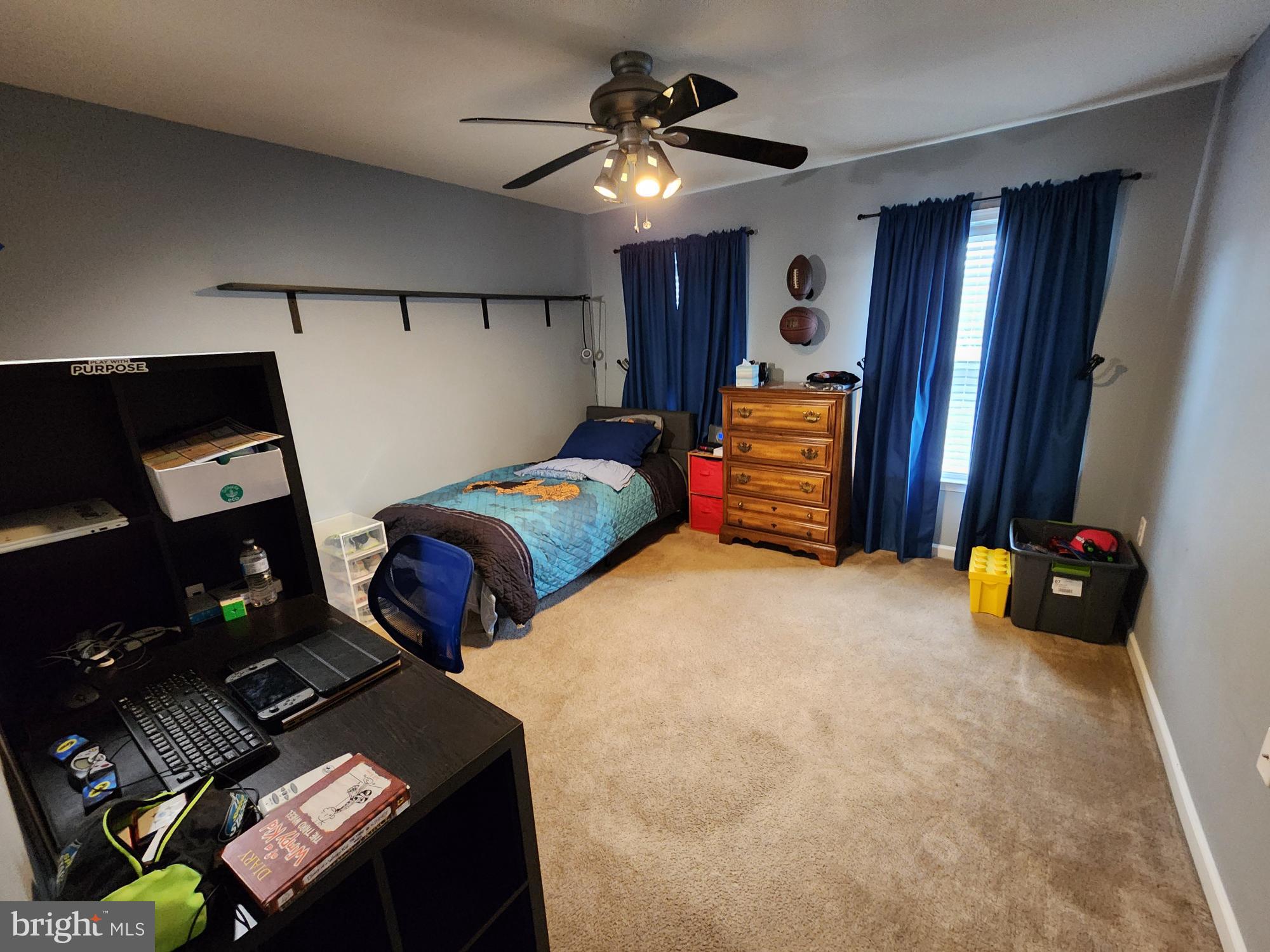 LAUREL RIDGE - Residential