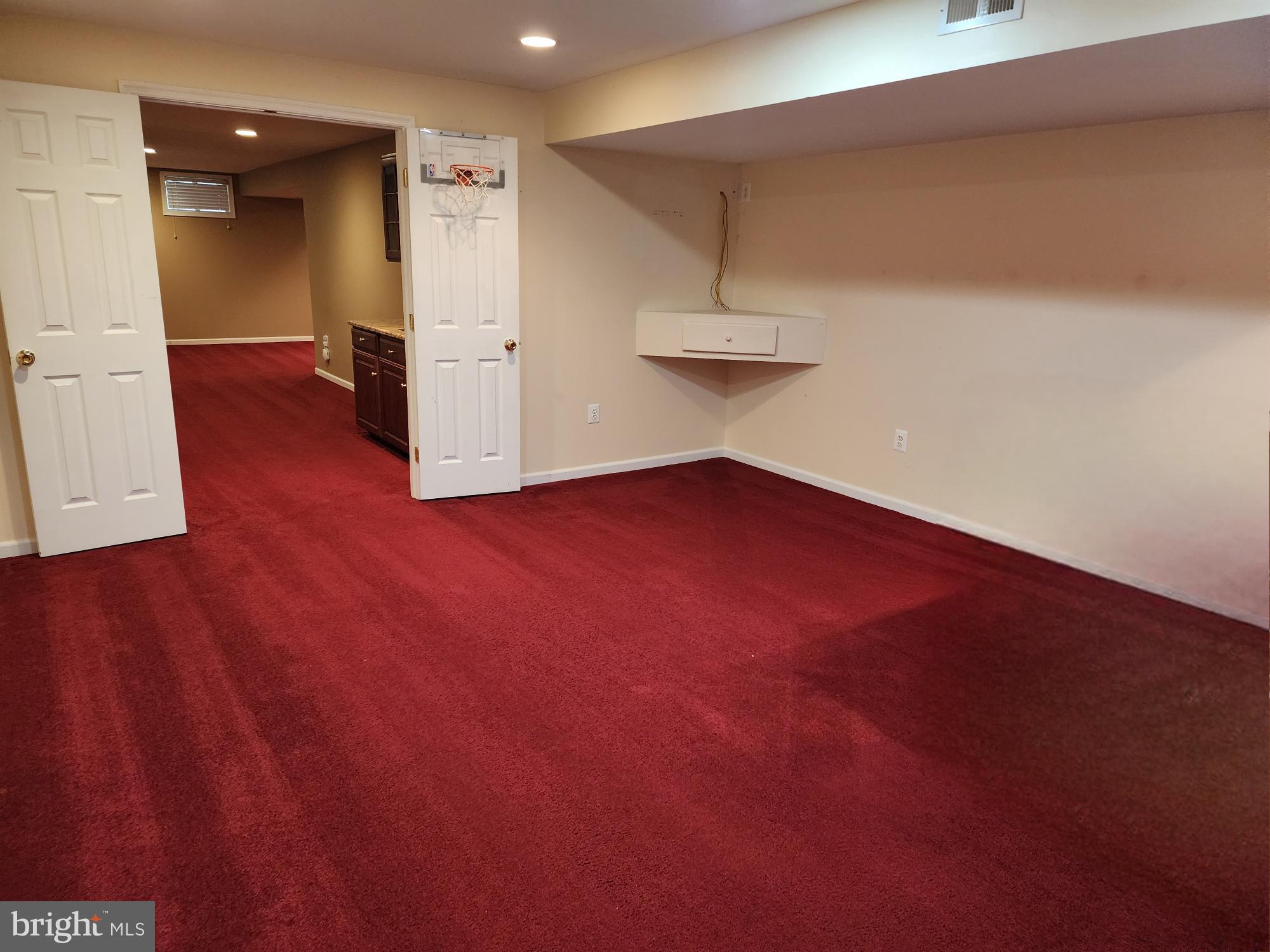 LAUREL RIDGE - Residential