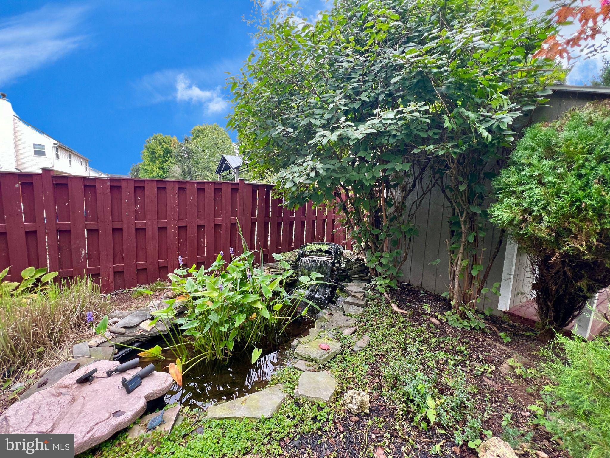 LAUREL RIDGE - Residential