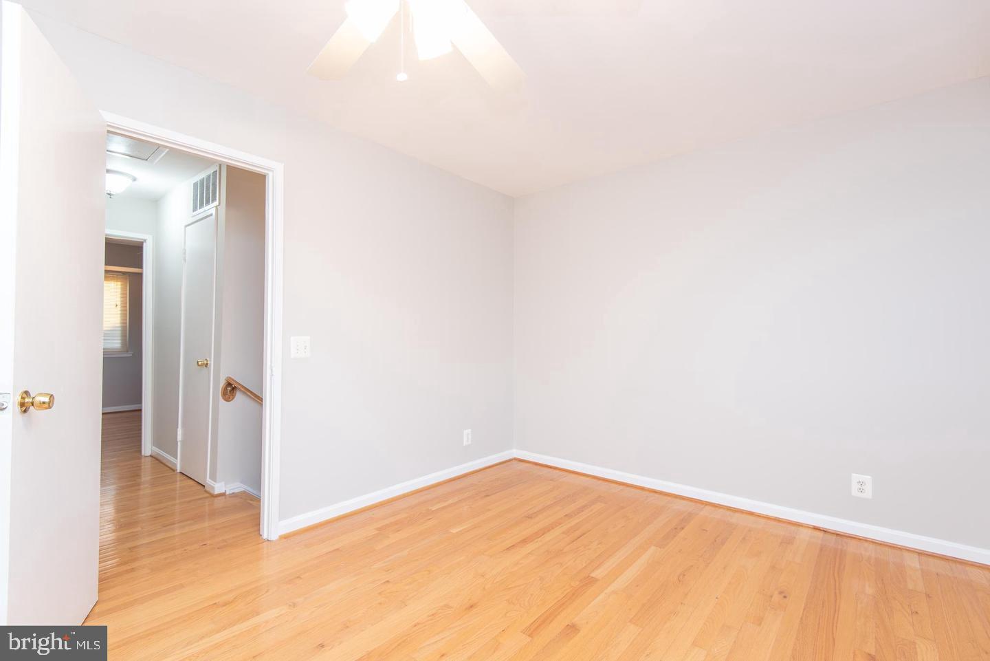 MOSBYS LANDING - Residential Lease