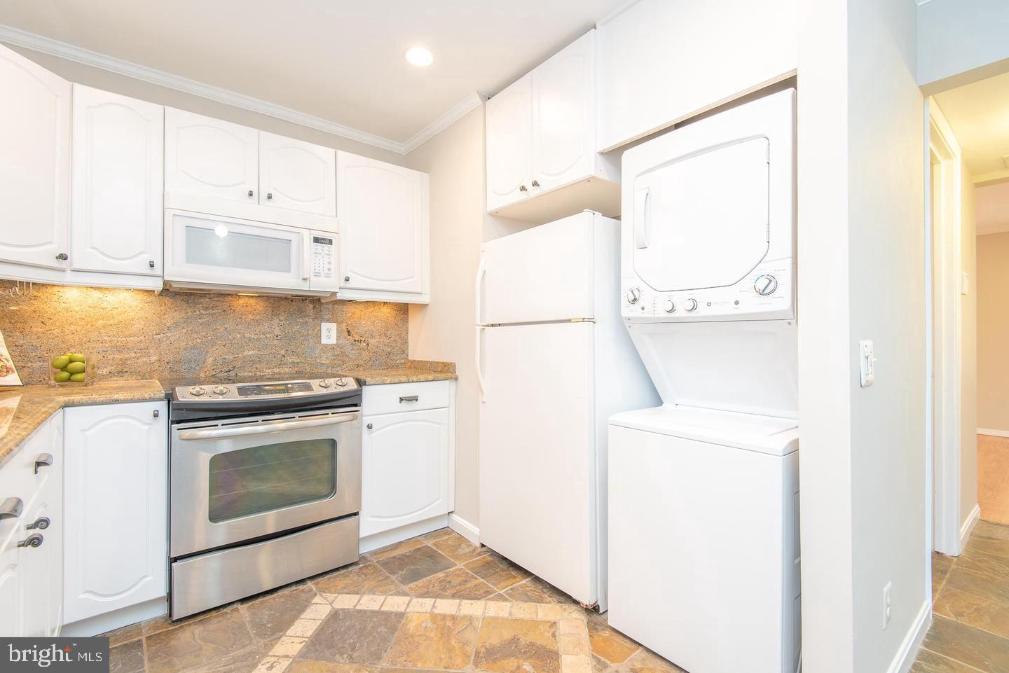 MOSBYS LANDING - Residential Lease