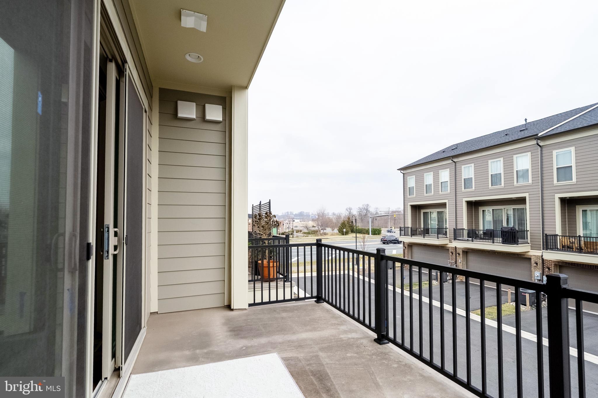 ASHBURN - Residential