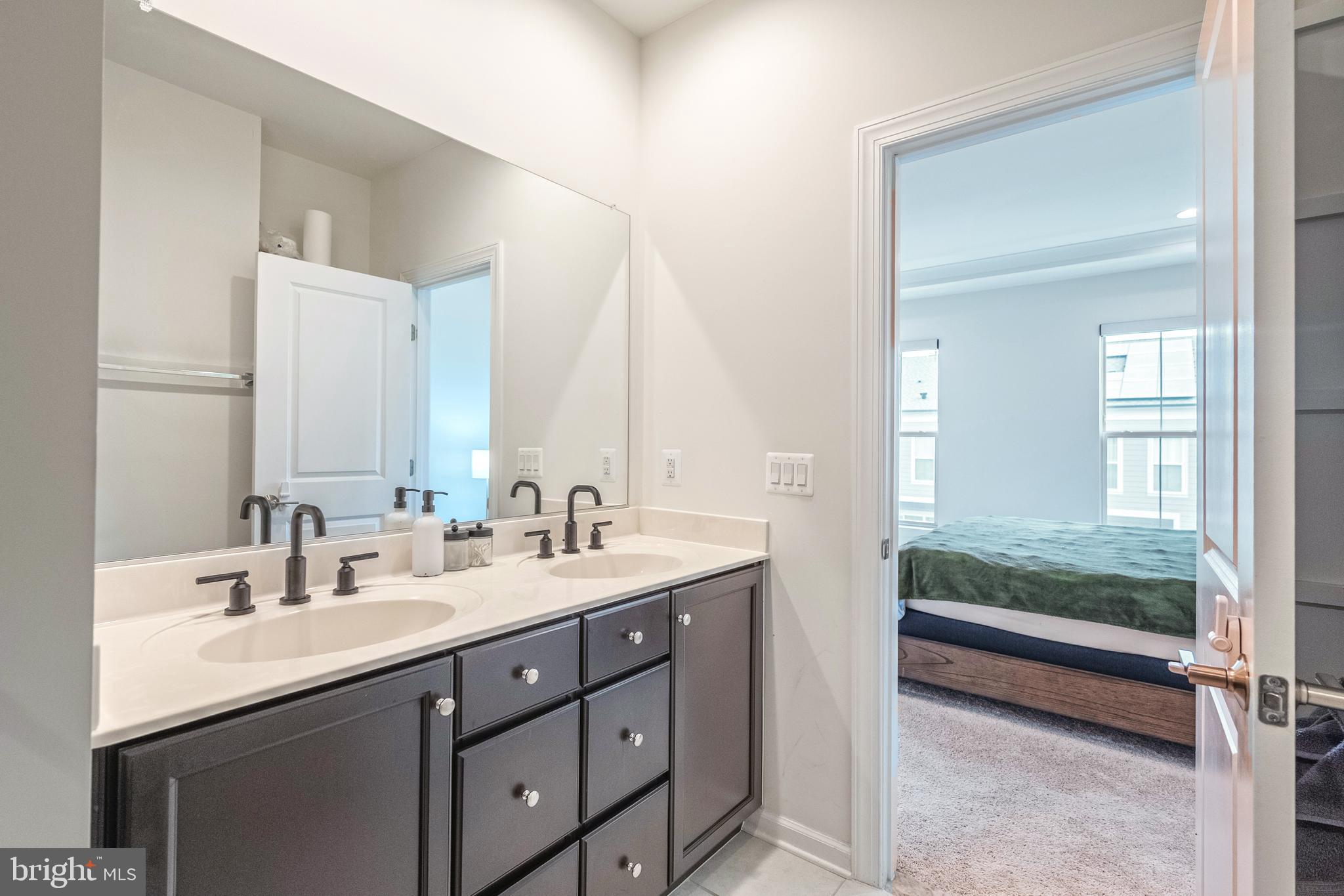 ASHBURN - Residential