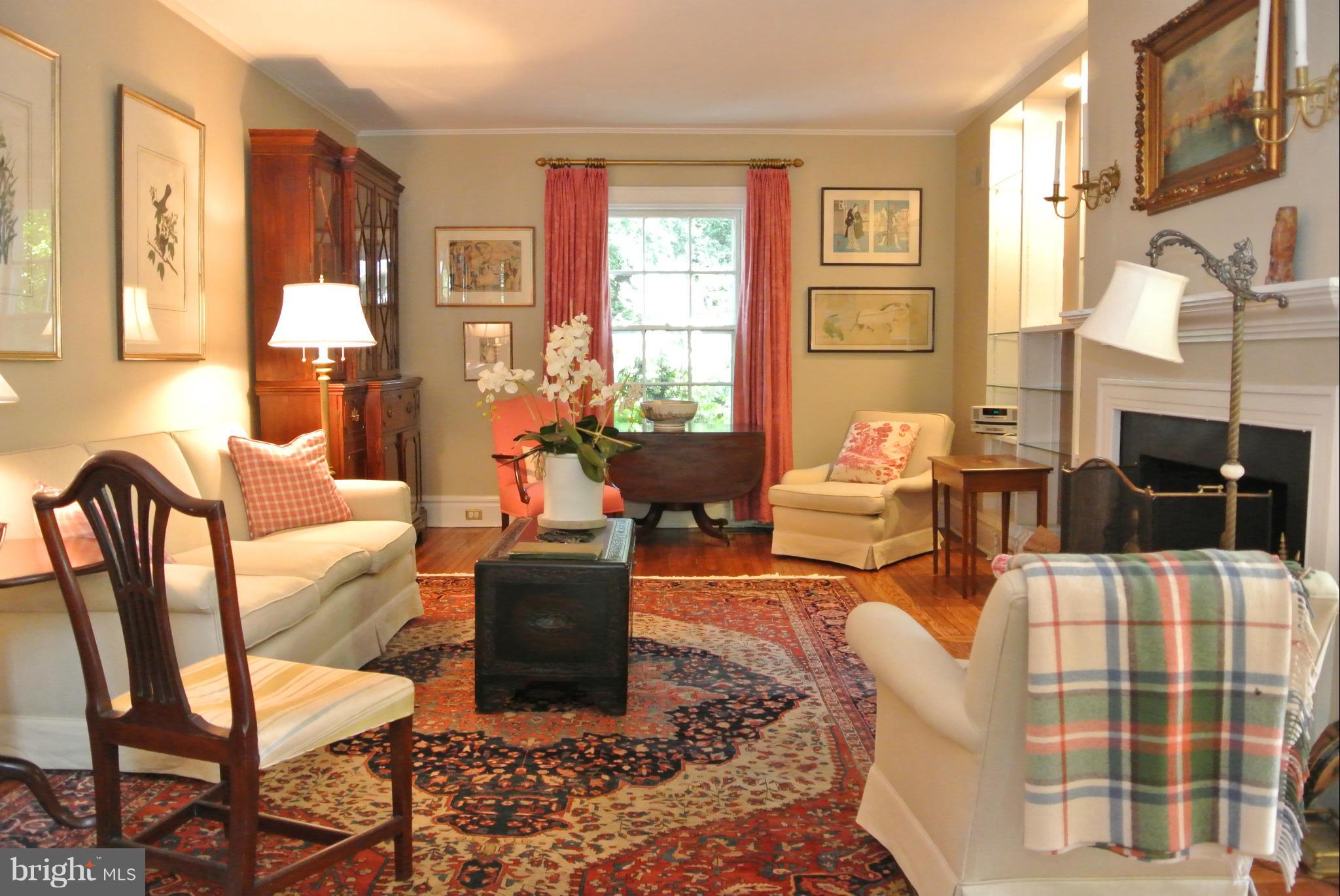 ROLAND PARK - Residential Lease