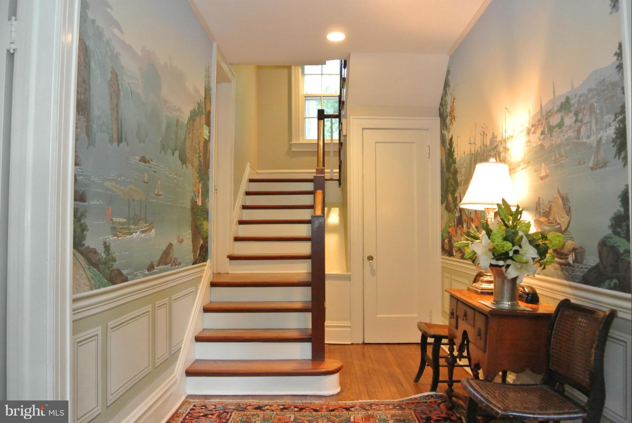 ROLAND PARK - Residential Lease