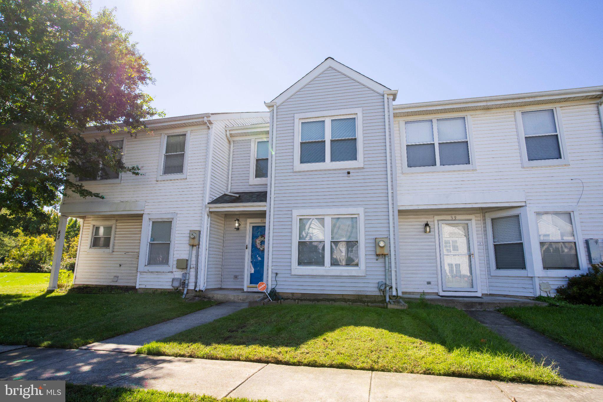 41 NAKOTA COURT
