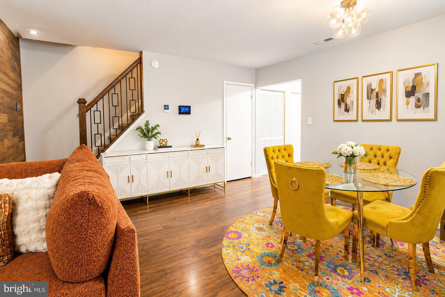 41 NAKOTA COURT
