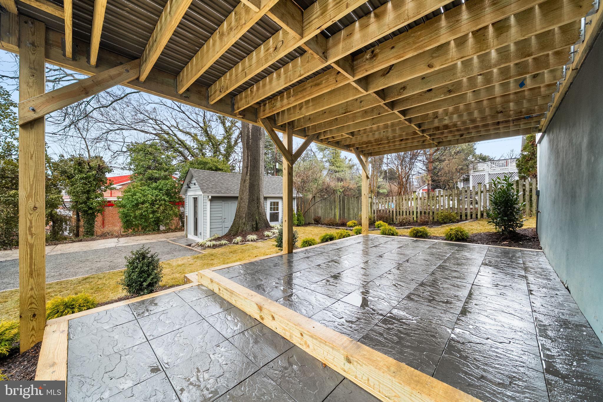 ROSEMONT PARK - Residential