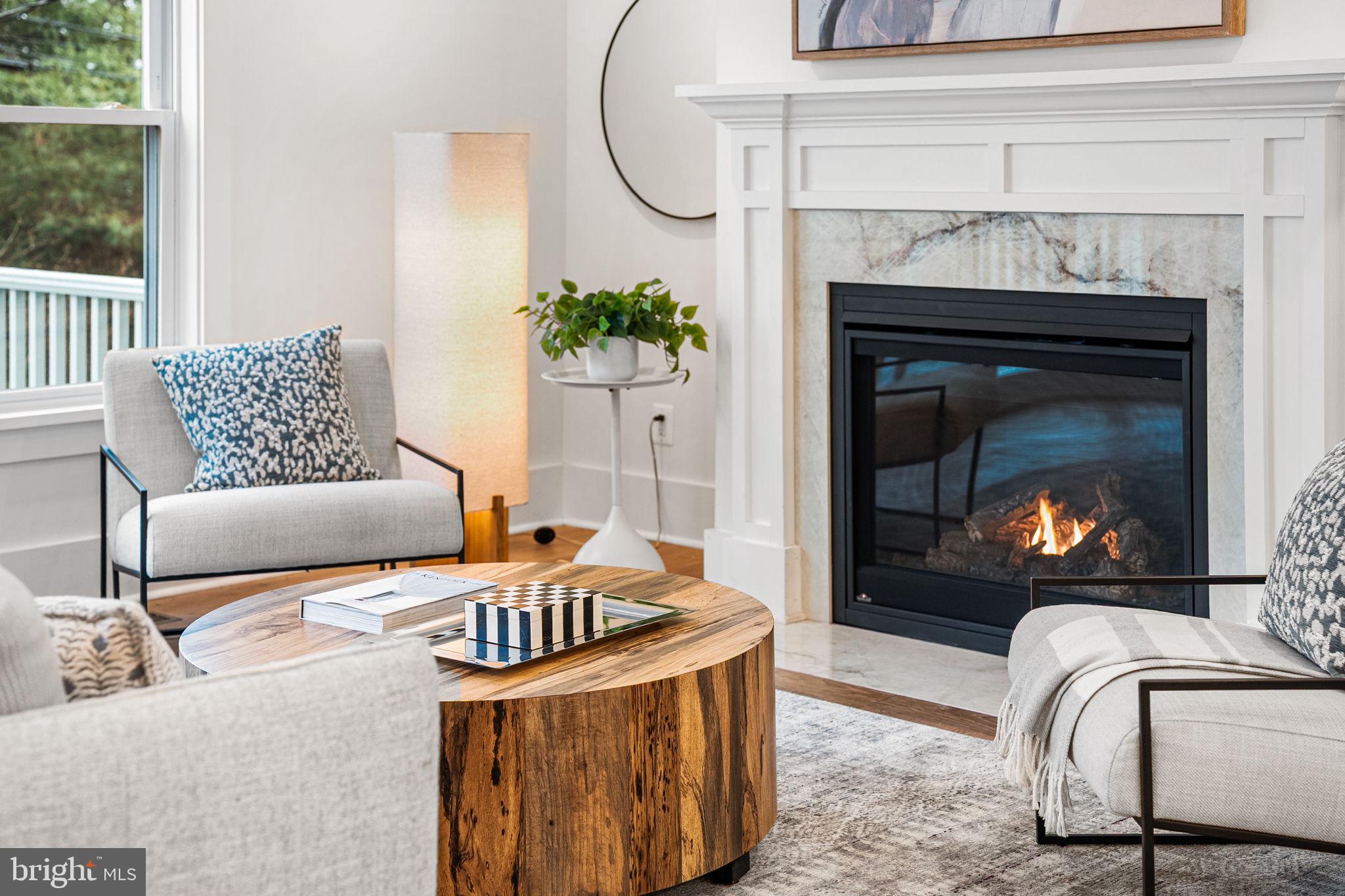 ROSEMONT PARK - Residential