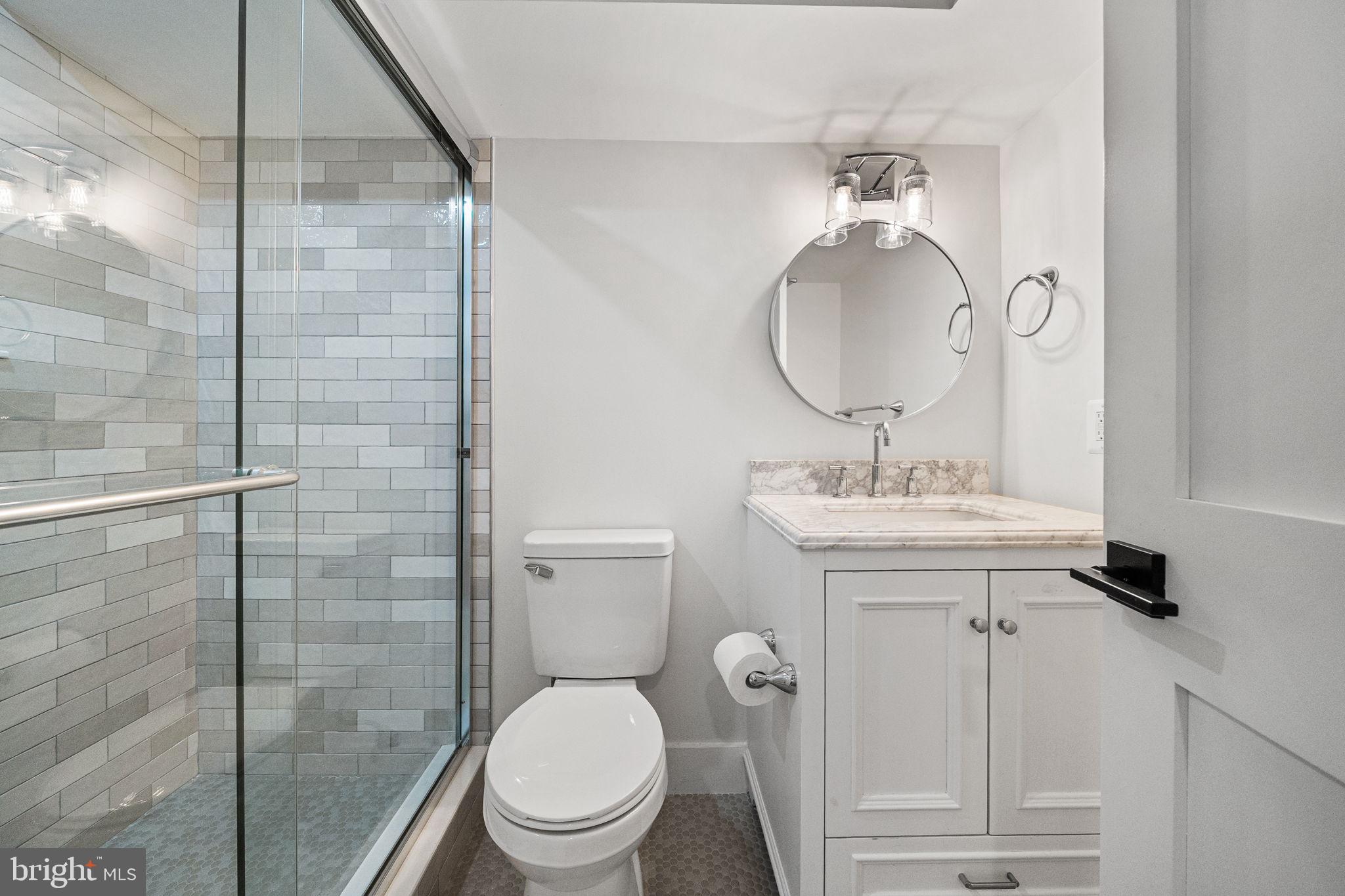 ROSEMONT PARK - Residential