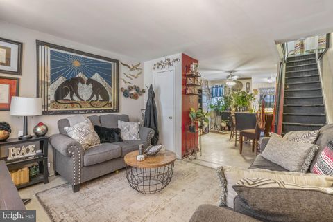 2032 W STELLA STREET PHILADELPHIA PA 19132