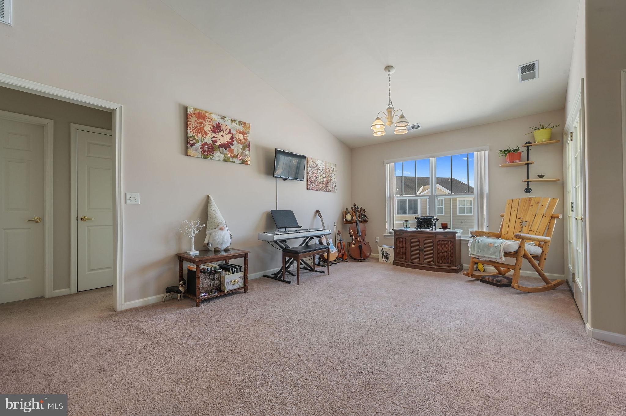 131 BARKSDALE COURT 1604D