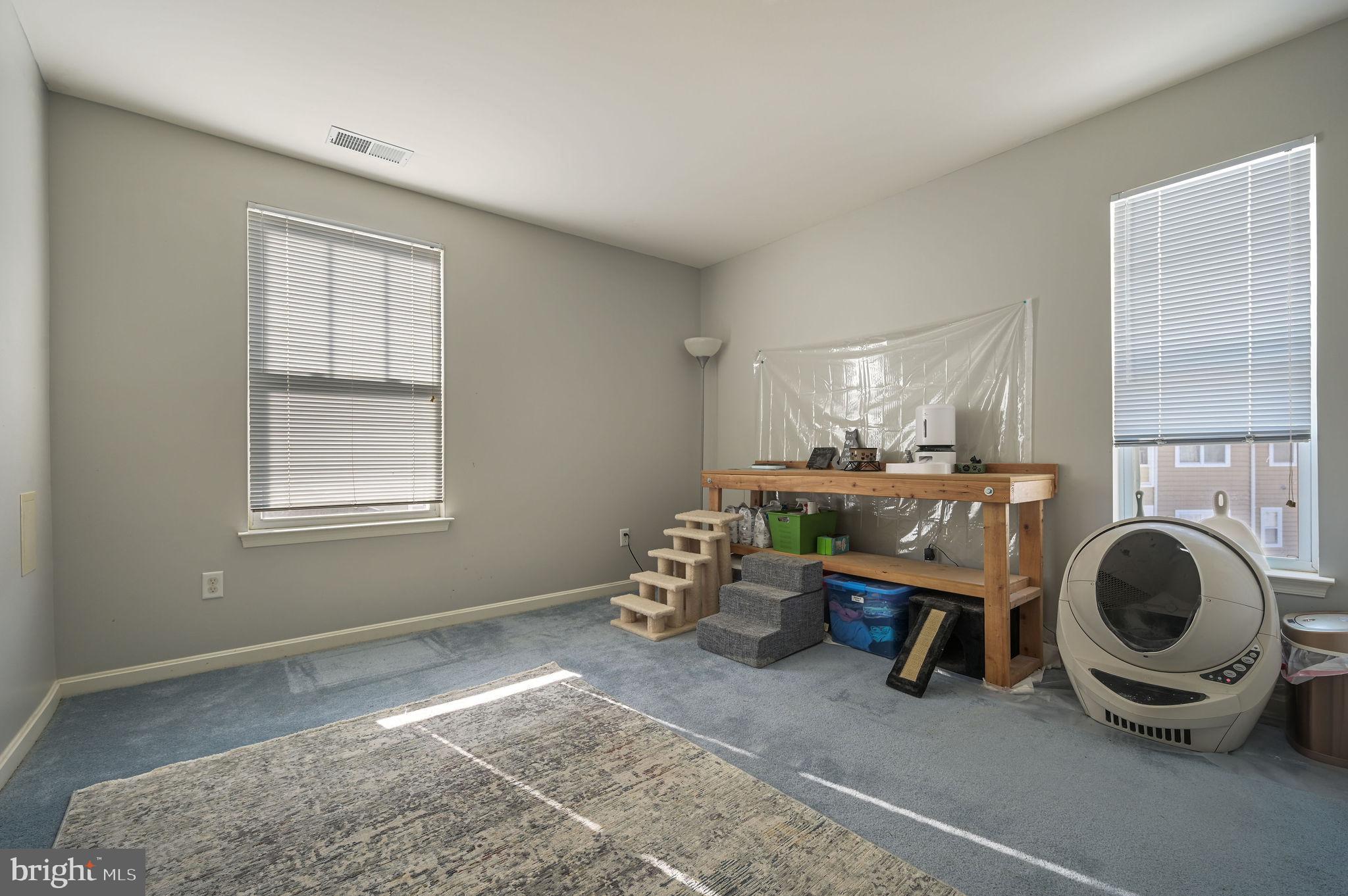 HEARTHSTONE MANOR - Residential