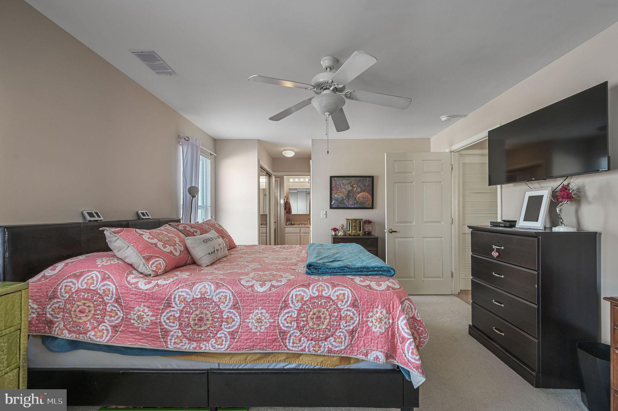 HEARTHSTONE MANOR - Residential