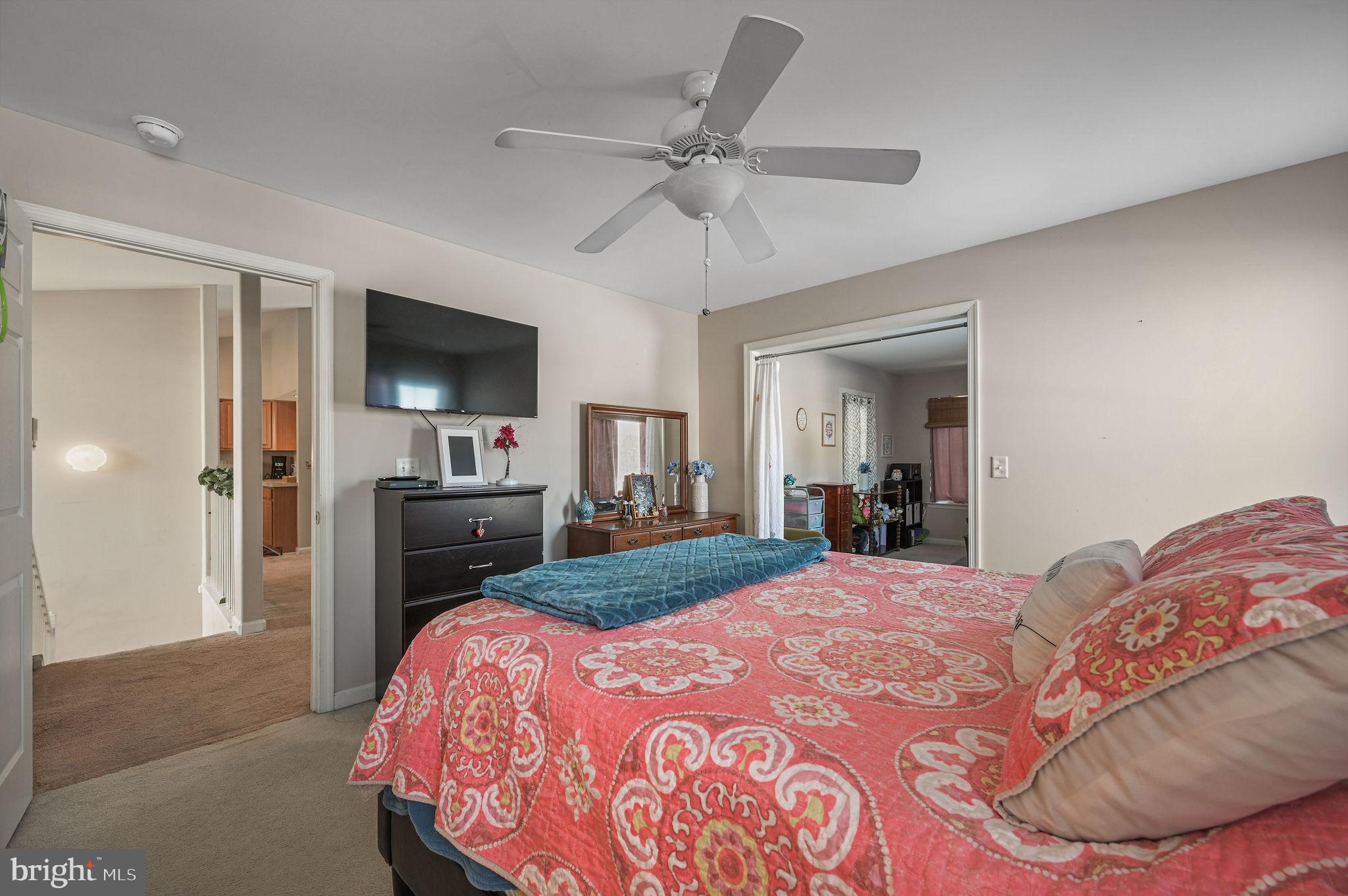 HEARTHSTONE MANOR - Residential