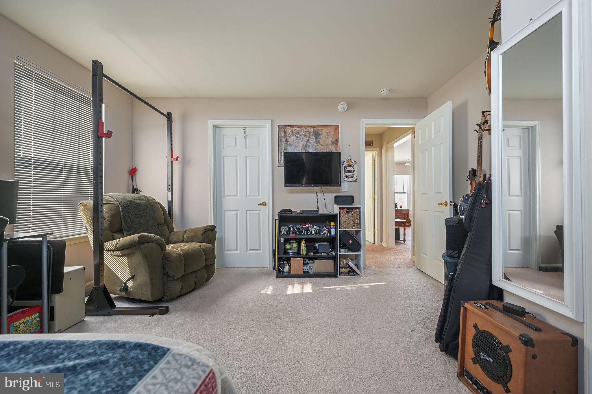 HEARTHSTONE MANOR - Residential