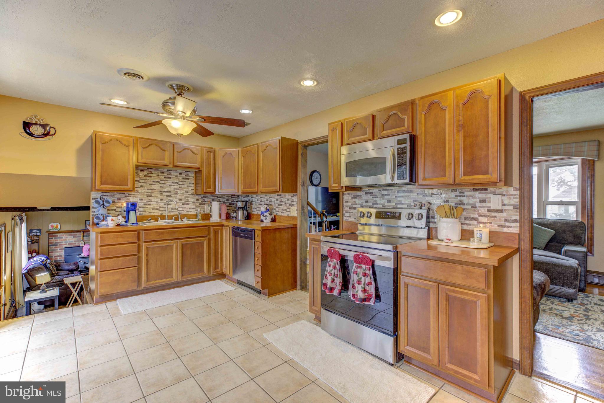 A MELVIN LEWIS - Residential