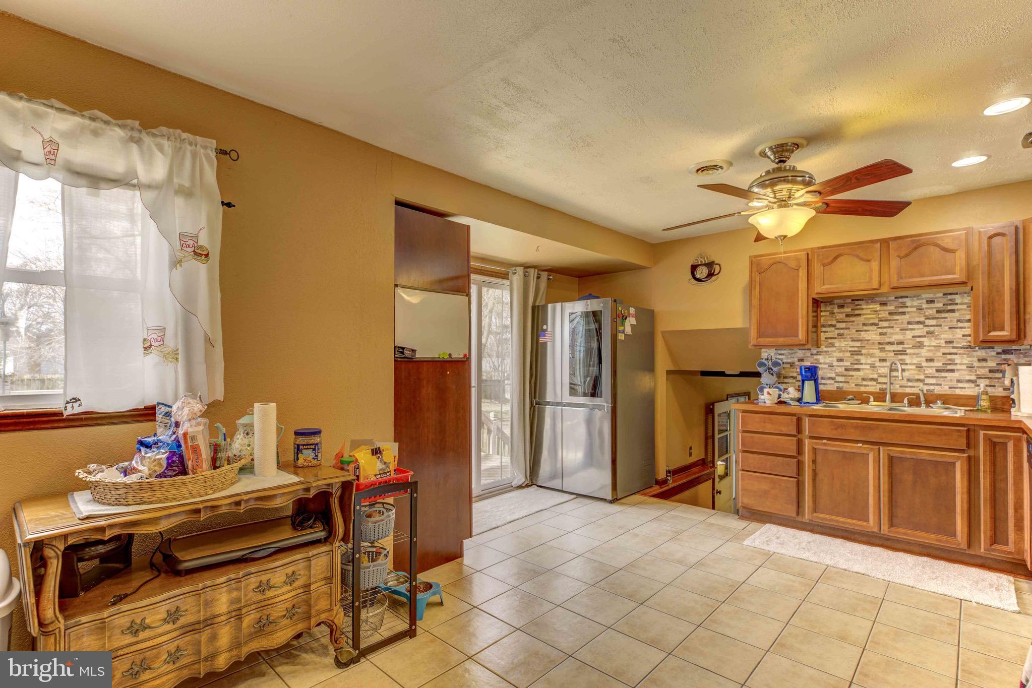 A MELVIN LEWIS - Residential