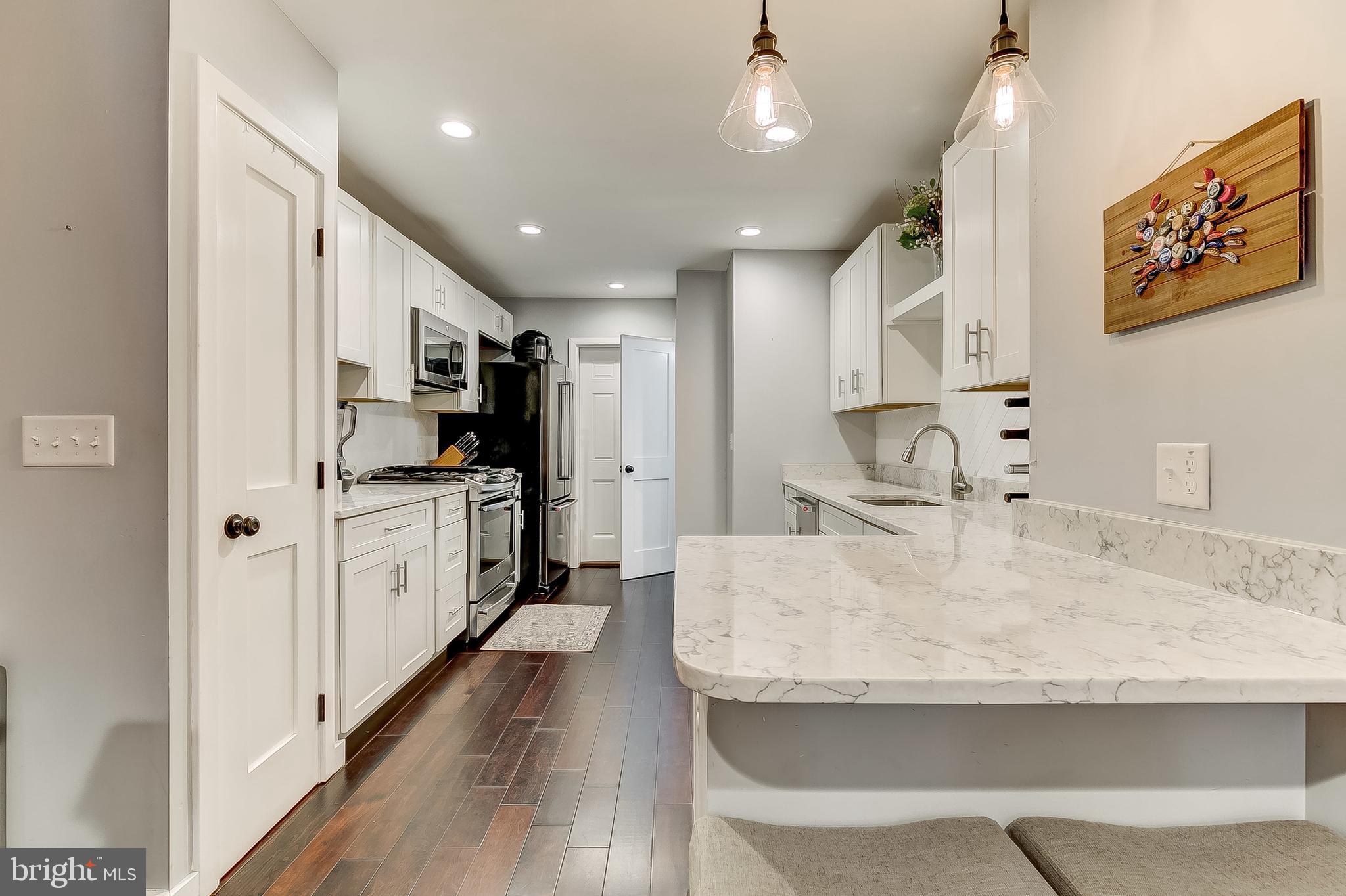 LOCUST POINT - Residential Lease