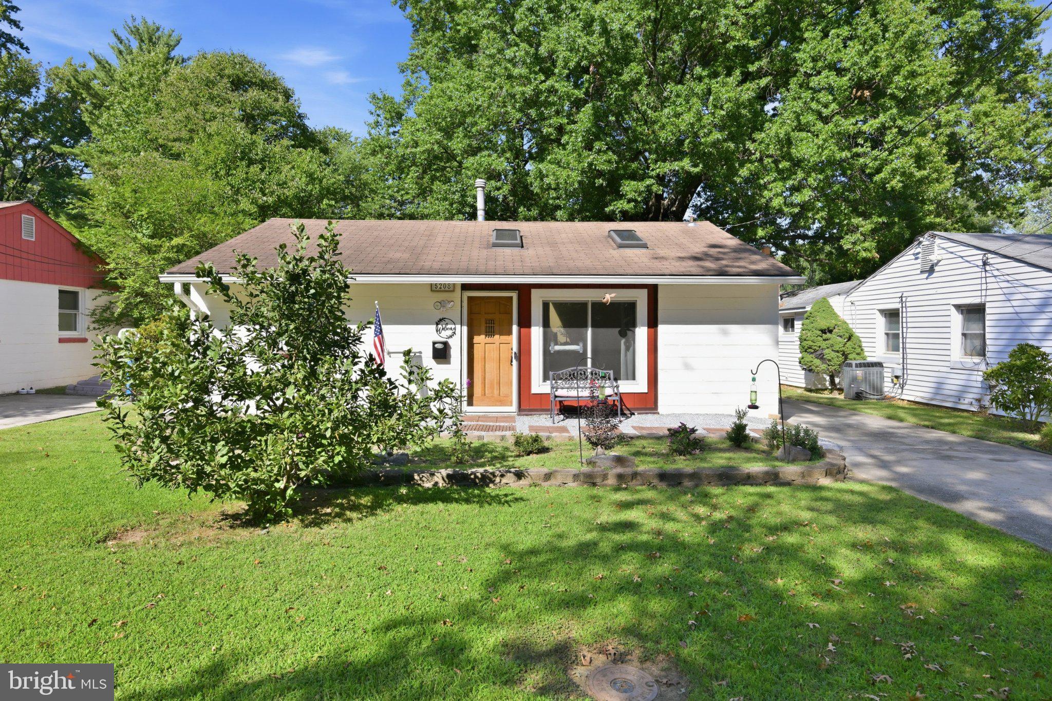 5208 HURON STREET