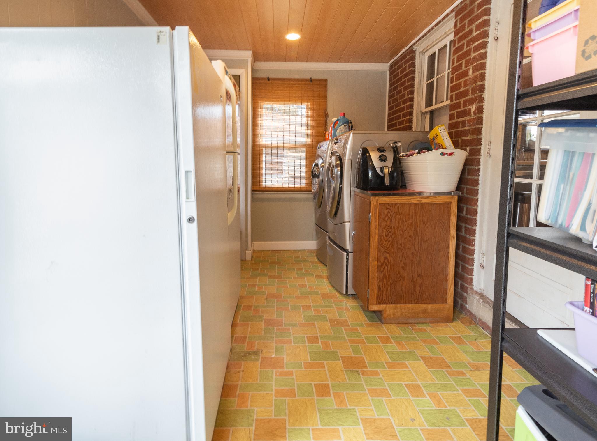 OAK HILLS - Residential