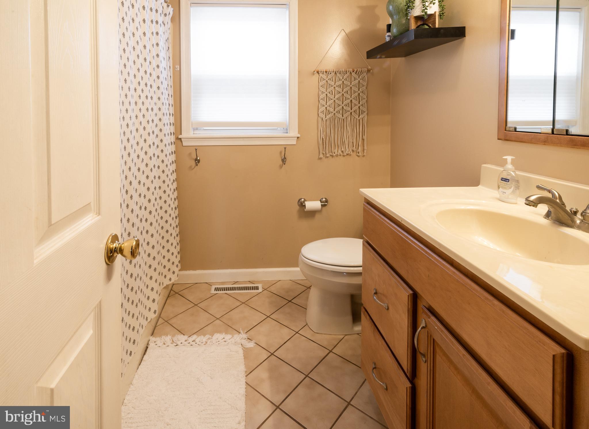 OAK HILLS - Residential