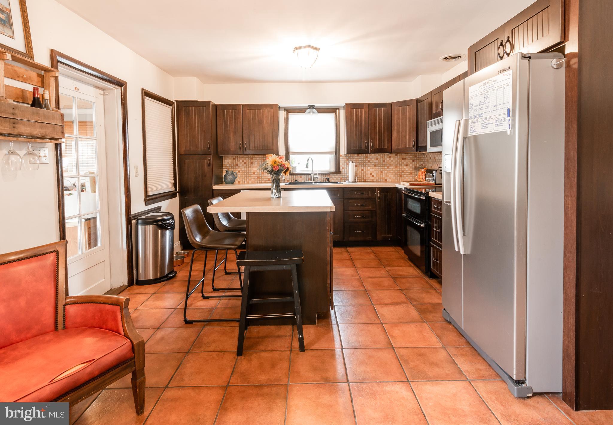 OAK HILLS - Residential