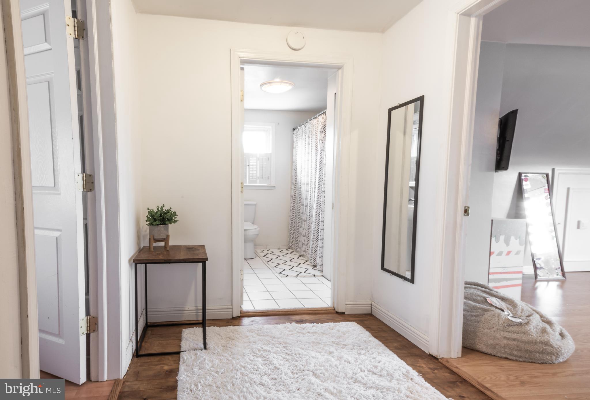 OAK HILLS - Residential