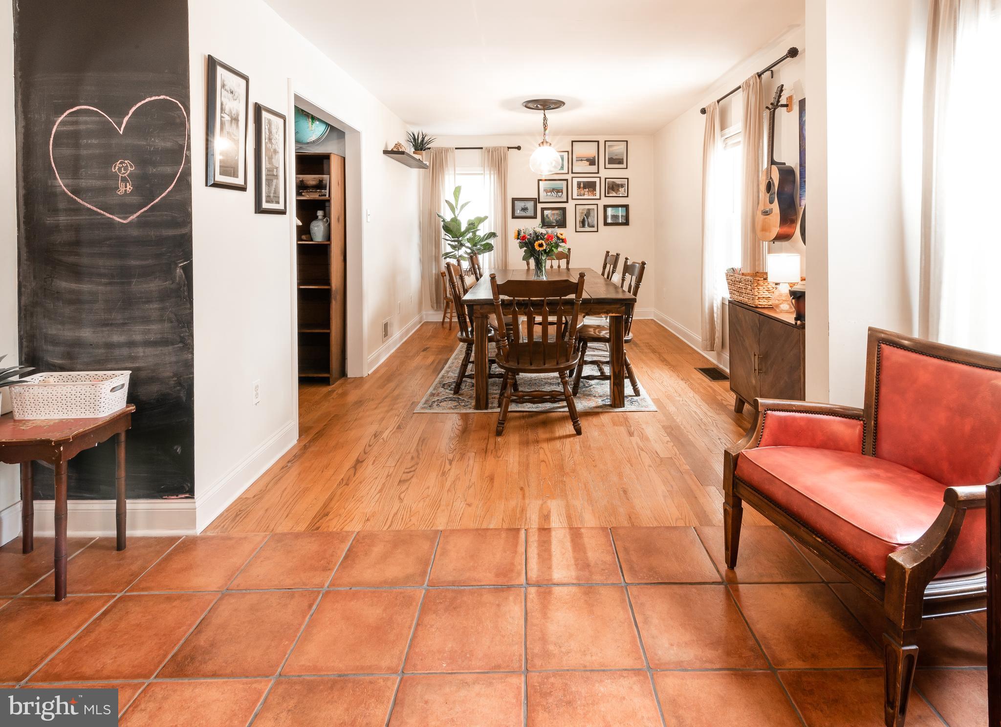 OAK HILLS - Residential