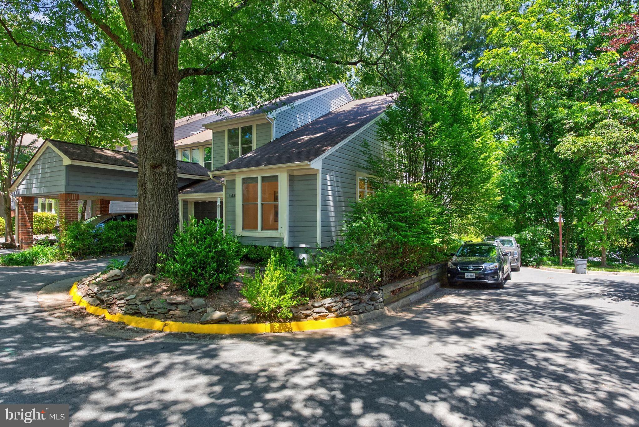 1605 APRICOT COURT