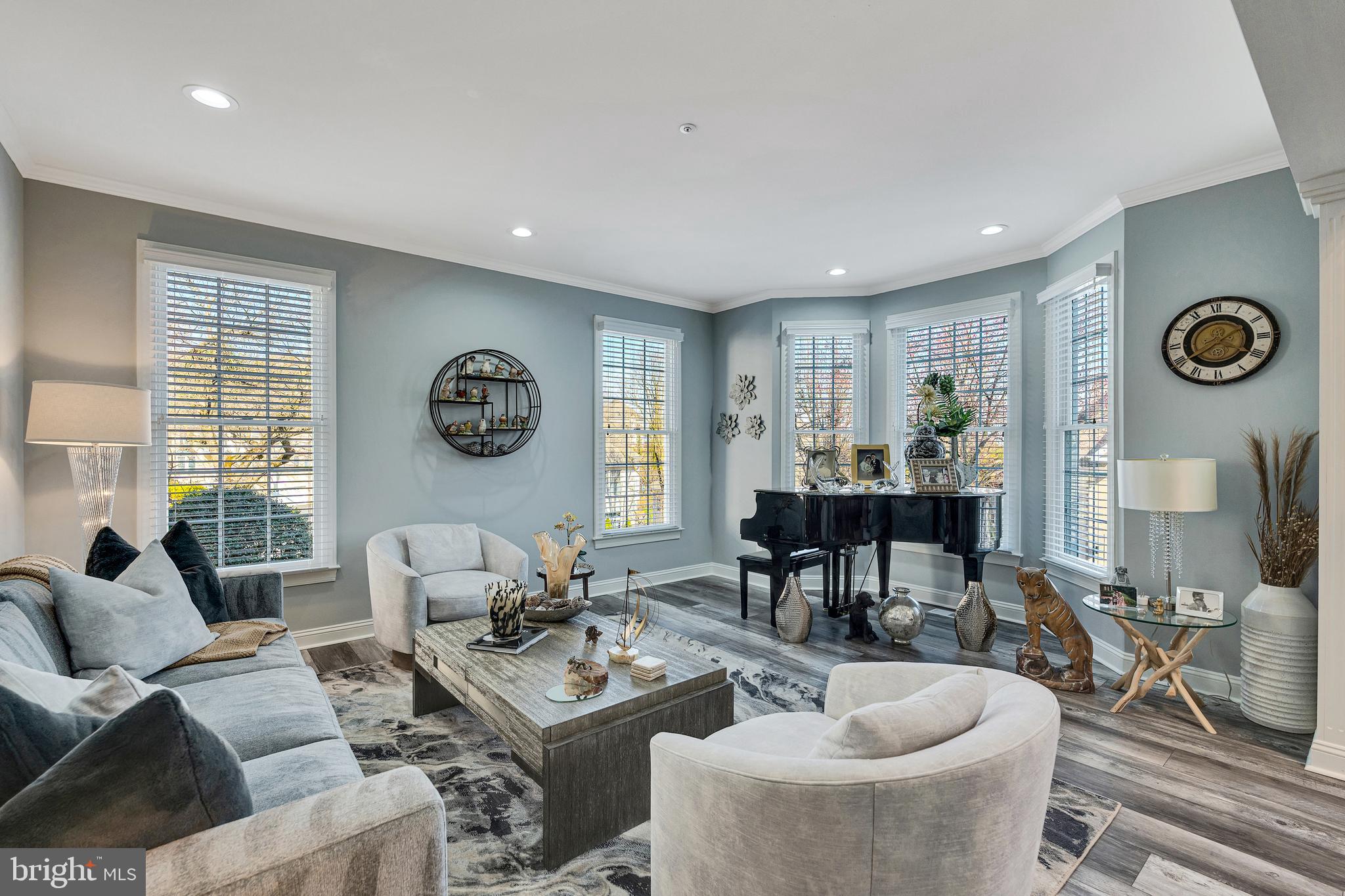 MERION HILL - Residential