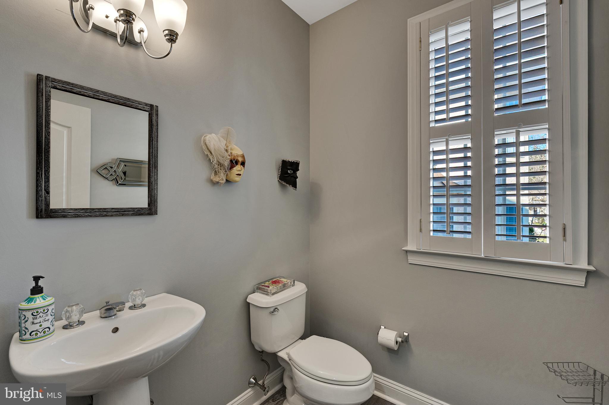 MERION HILL - Residential