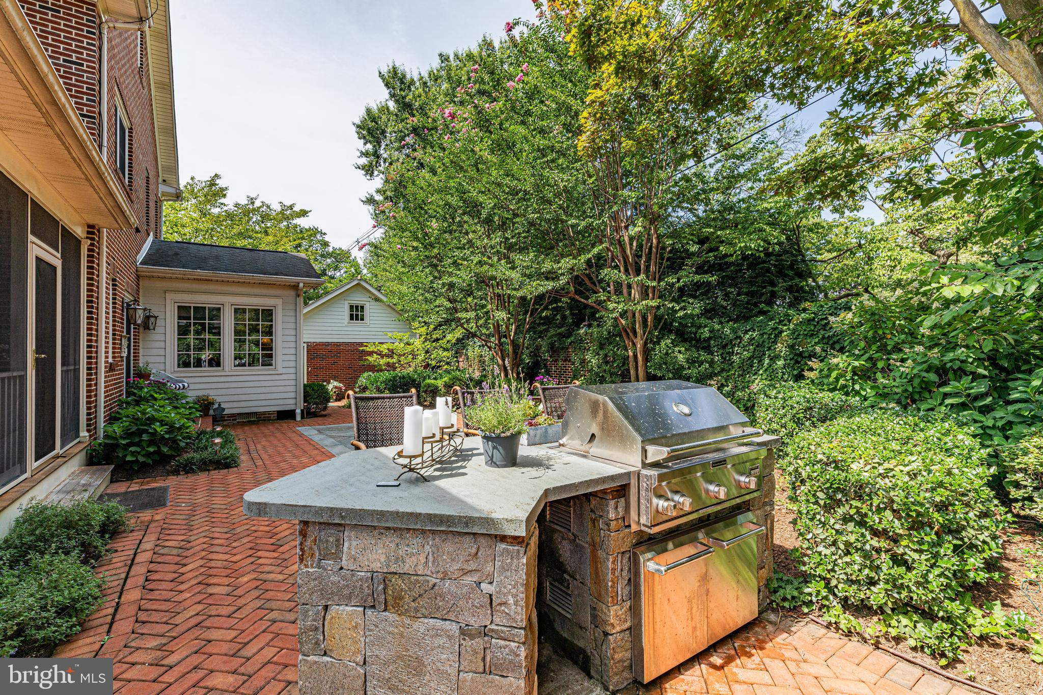 BAKER PARK - Residential