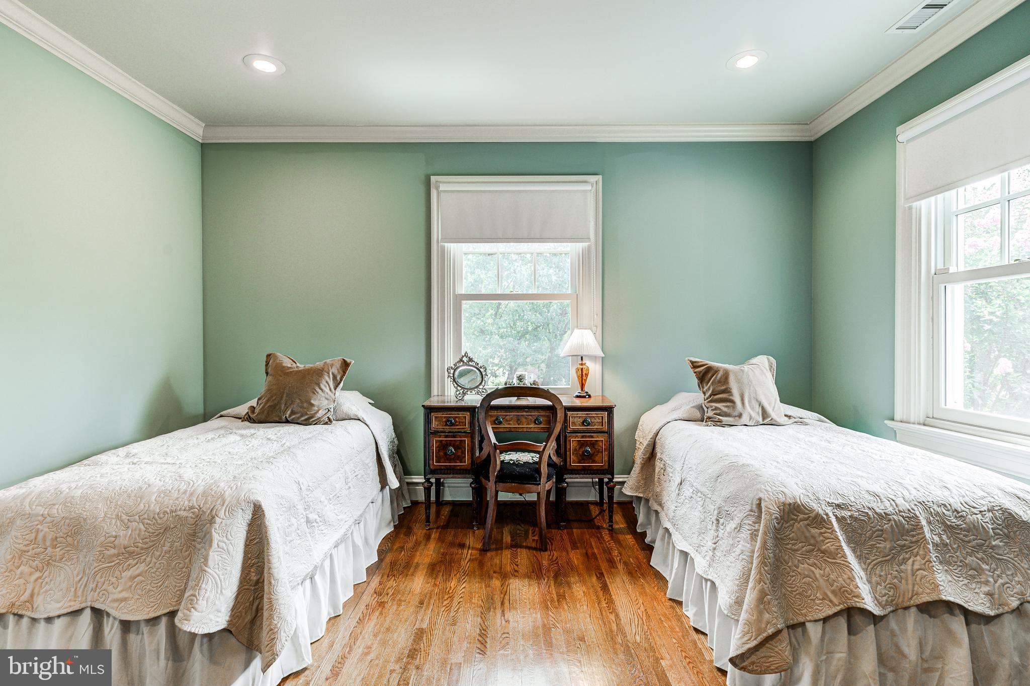 BAKER PARK - Residential