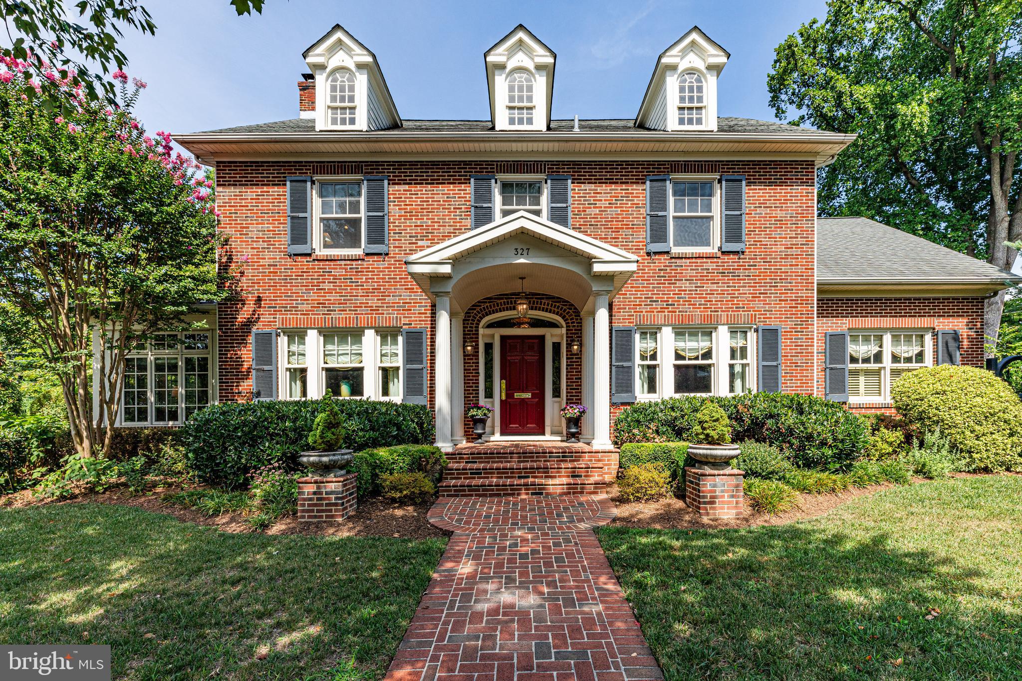 BAKER PARK - Residential