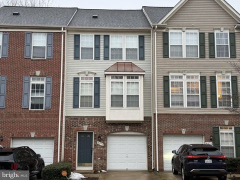 Photo of 4073 Cressida Place, WOODBRIDGE, VA 22192 (MLS # VAPW2109950)