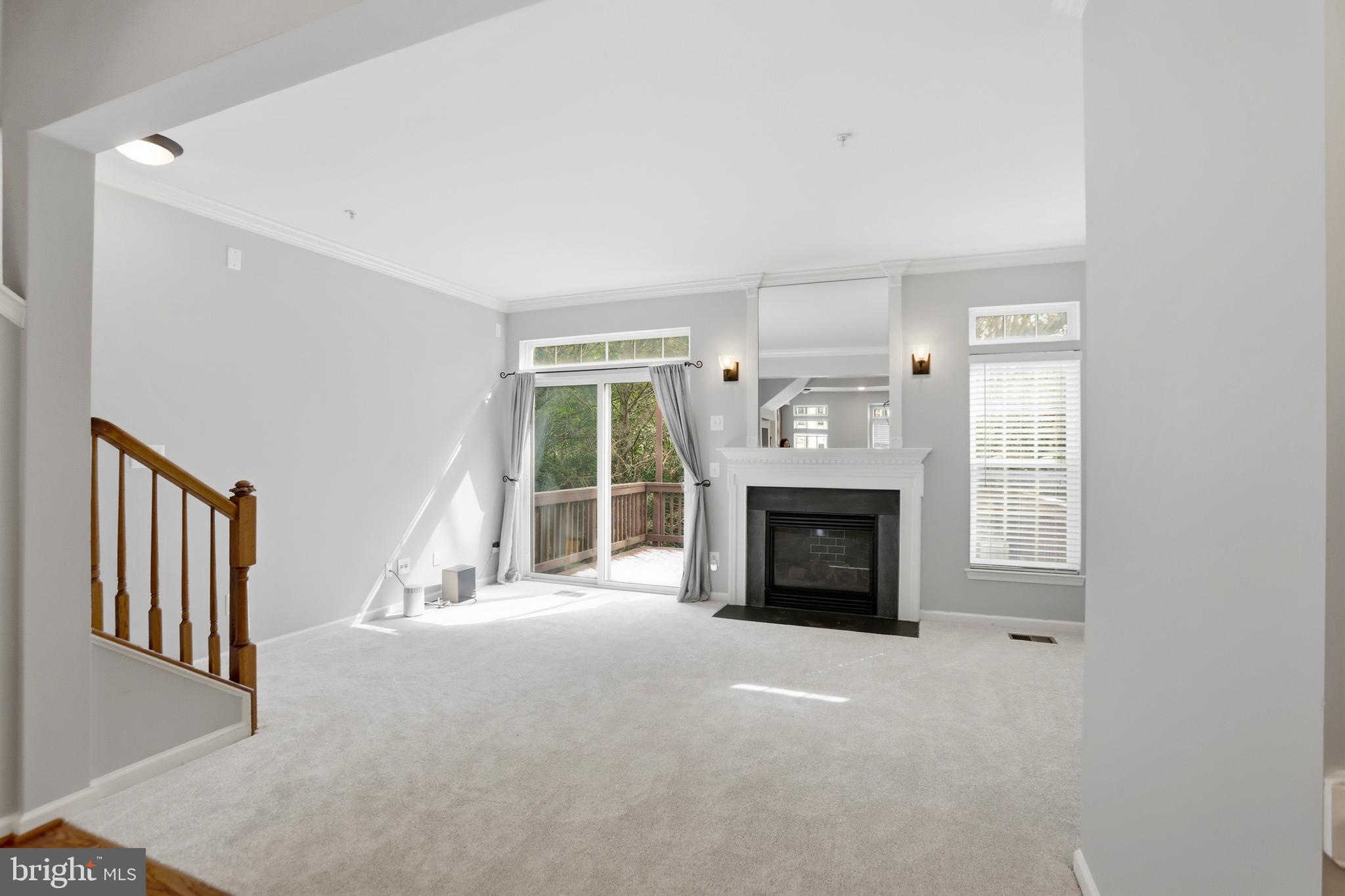 GLEN OAKS CONDOMINIUM - Residential