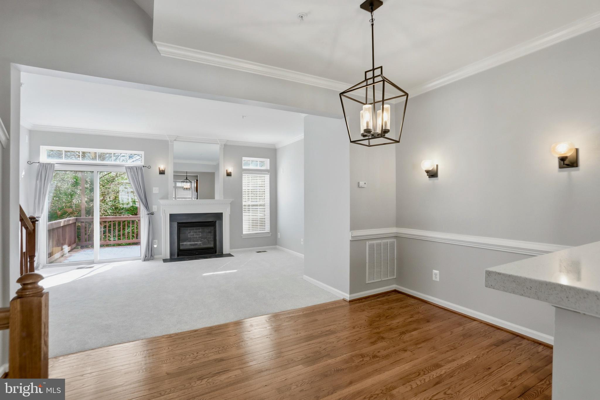 GLEN OAKS CONDOMINIUM - Residential