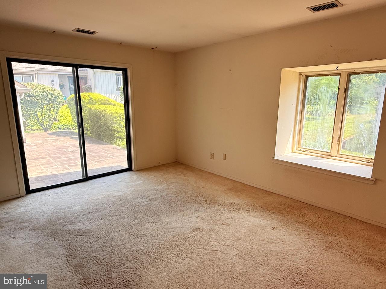 HERSHEYS MILL ESTS - Residential