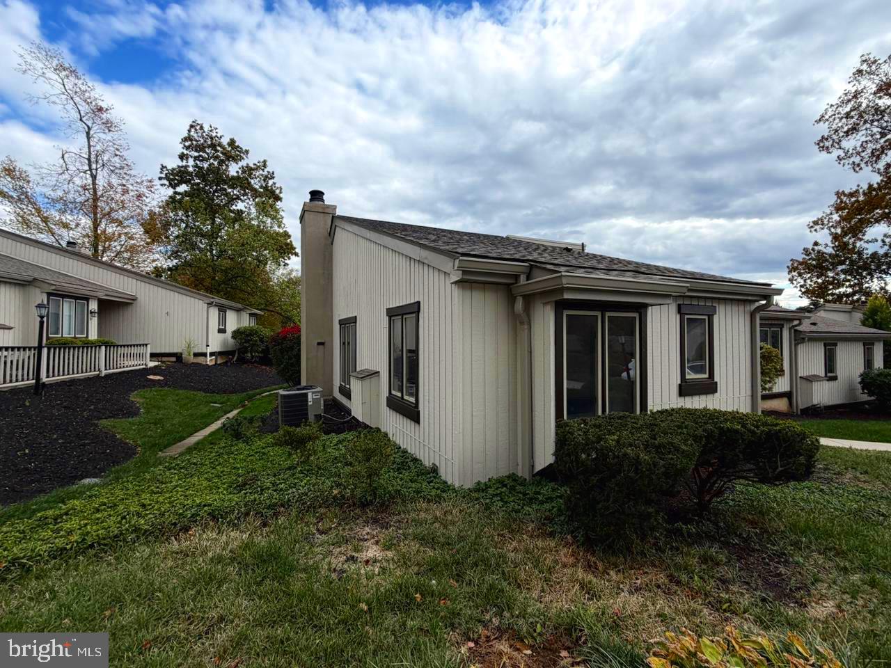 HERSHEYS MILL ESTS - Residential