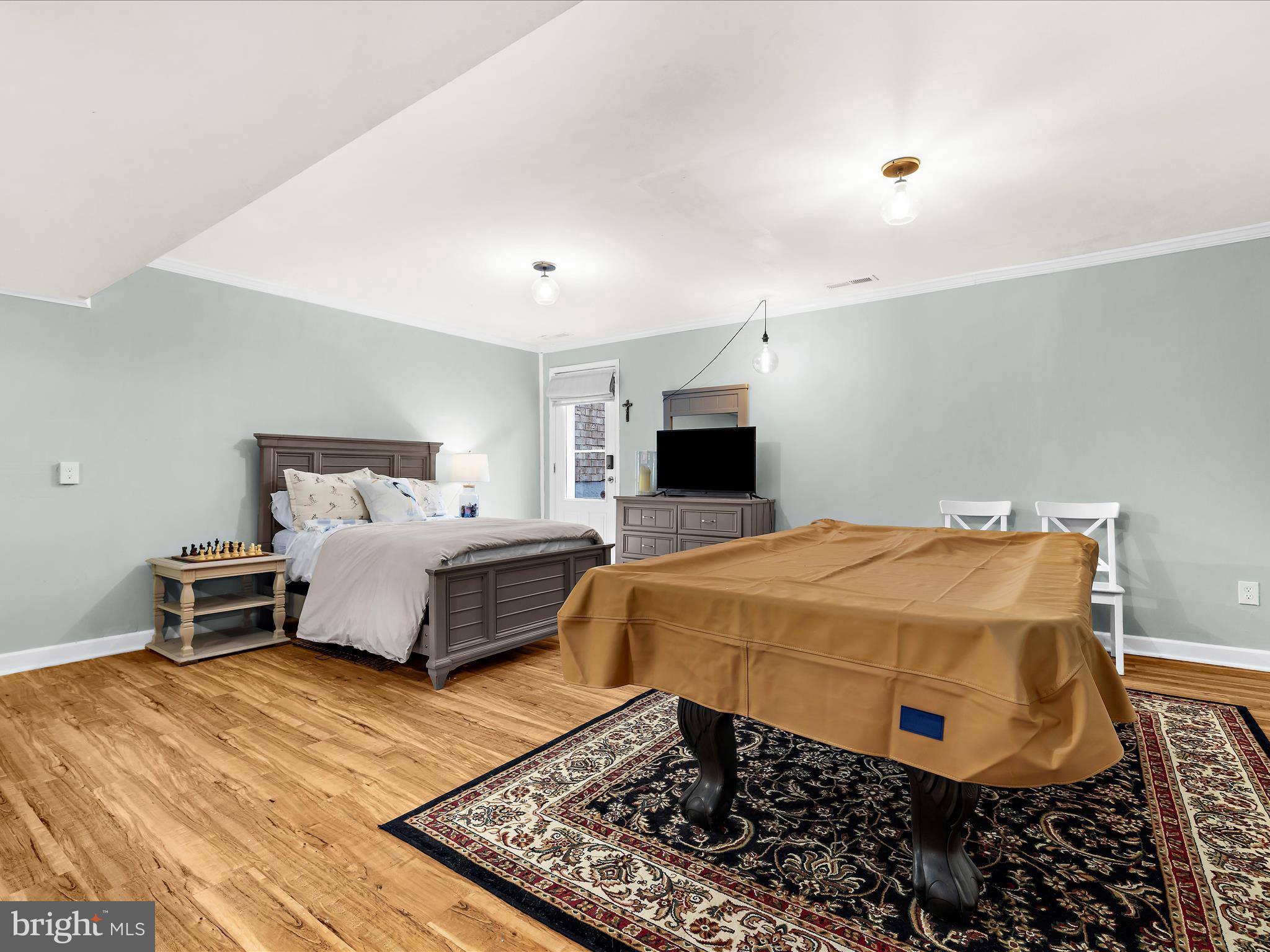 BAY HILLS TANGLEWOOD - Residential