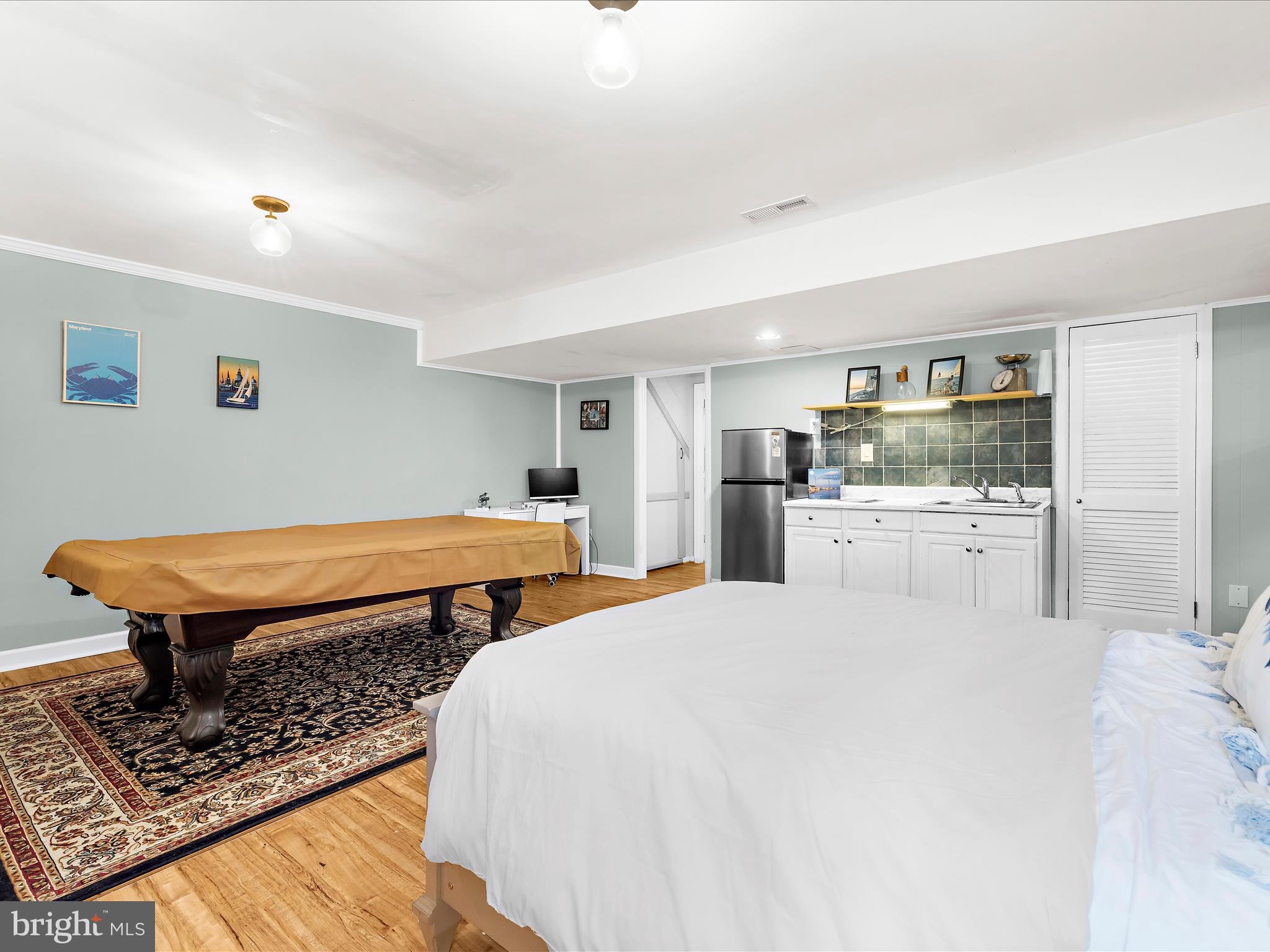 BAY HILLS TANGLEWOOD - Residential