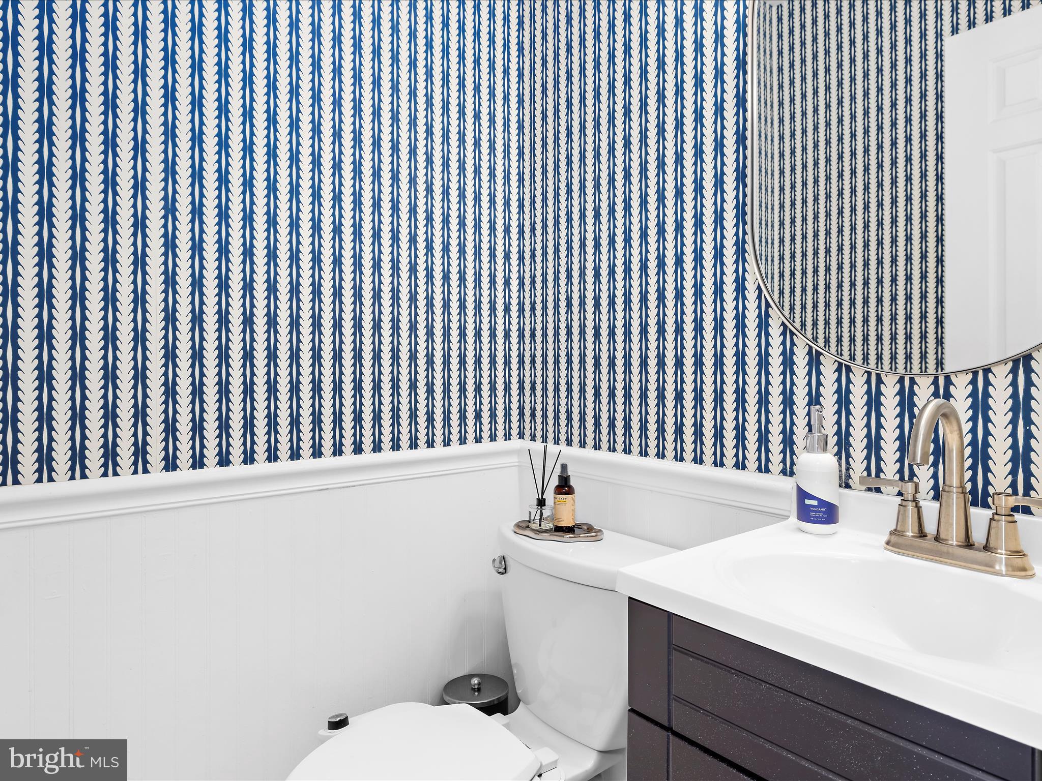 BAY HILLS TANGLEWOOD - Residential