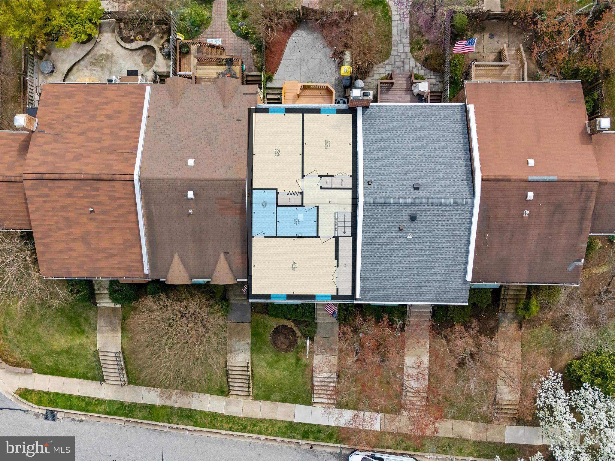 BAY HILLS TANGLEWOOD - Residential