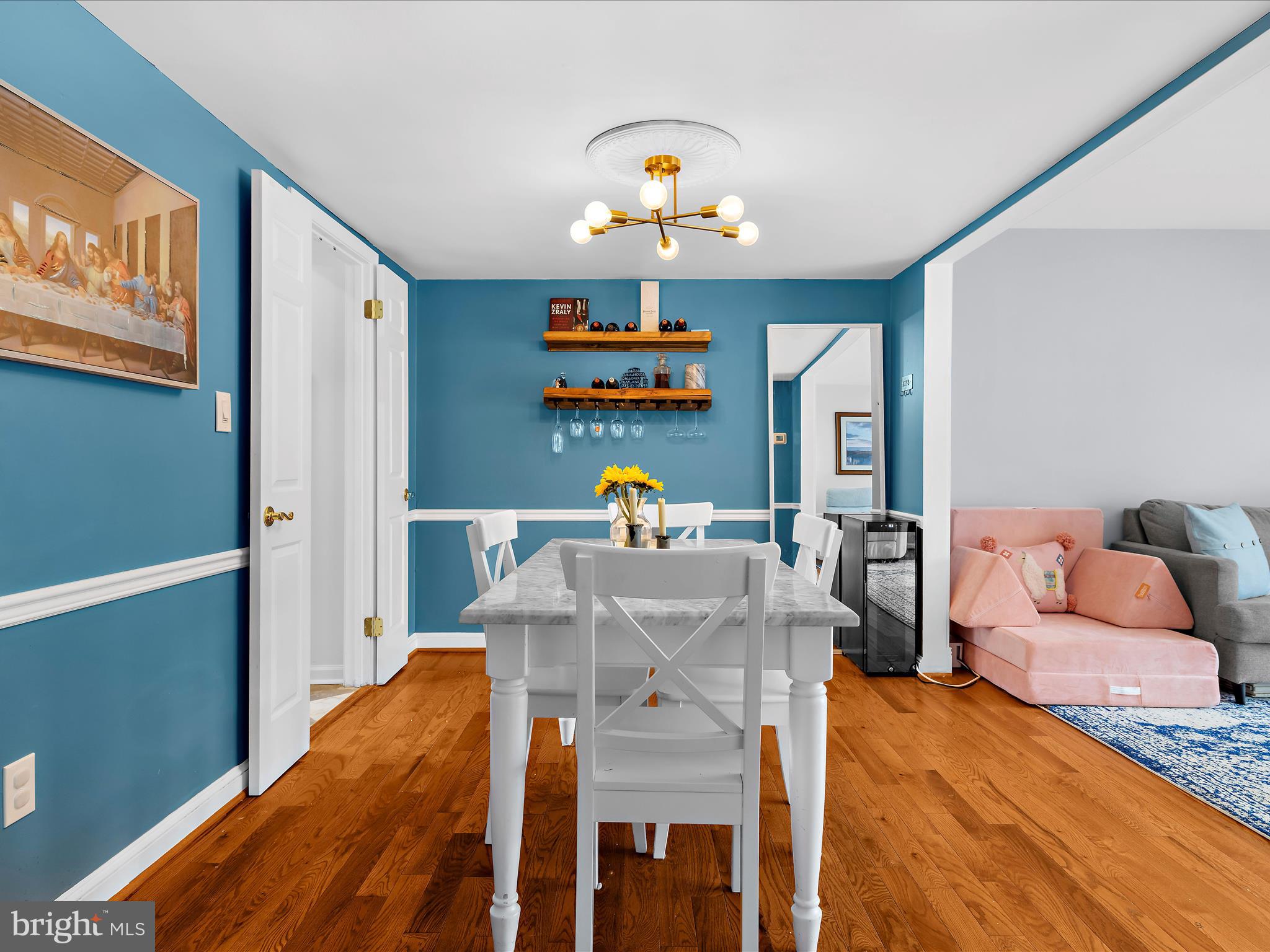 BAY HILLS TANGLEWOOD - Residential