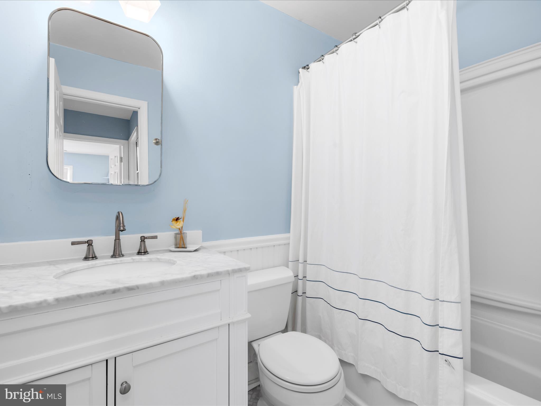 BAY HILLS TANGLEWOOD - Residential