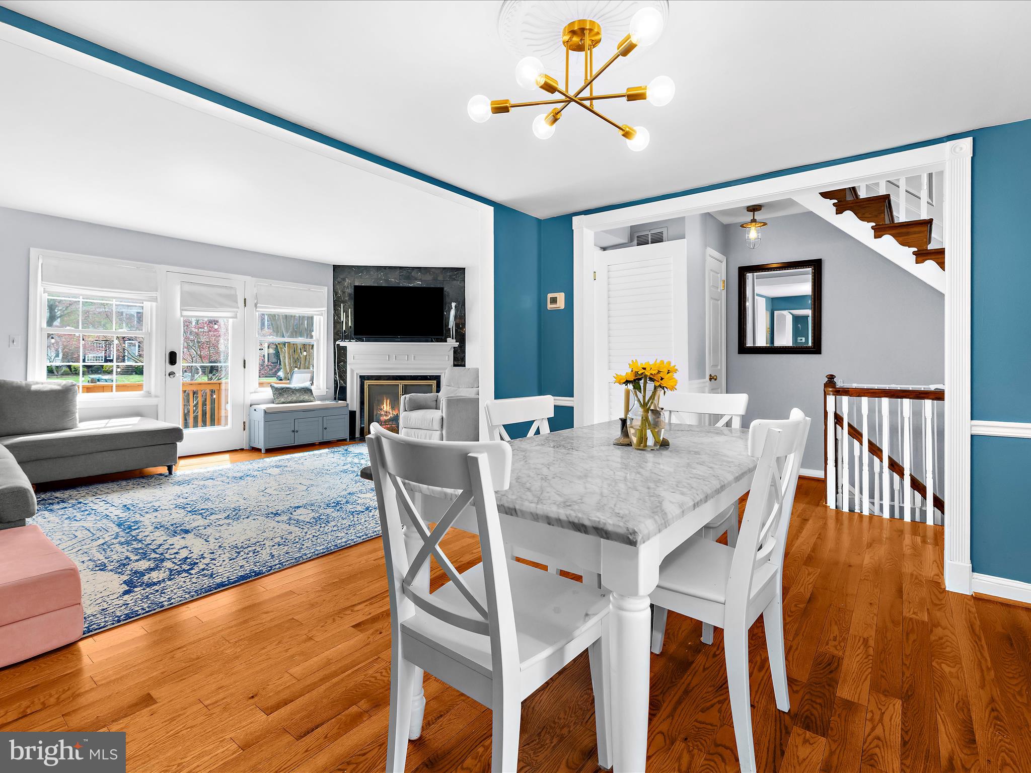 BAY HILLS TANGLEWOOD - Residential